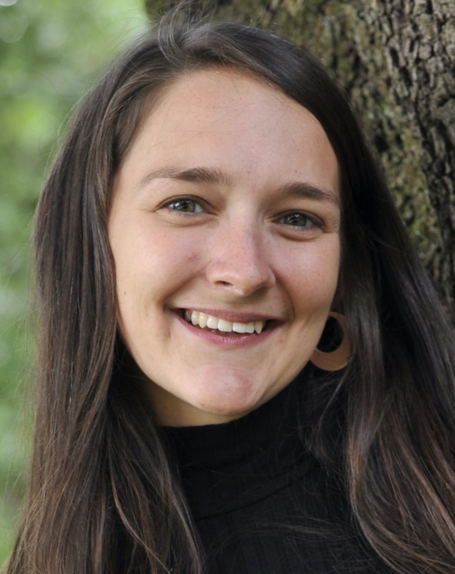Rosalind Ridout - Hampton Court House Independent School